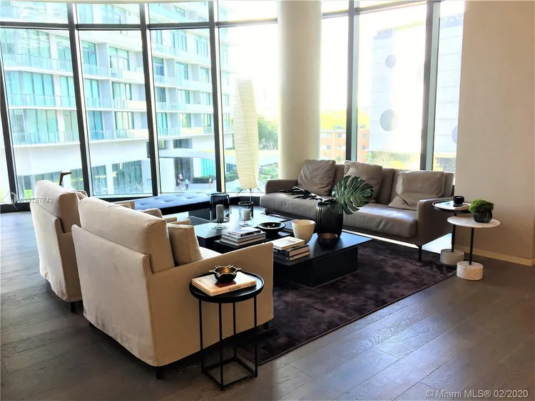 Paraiso Bay #607 image #35