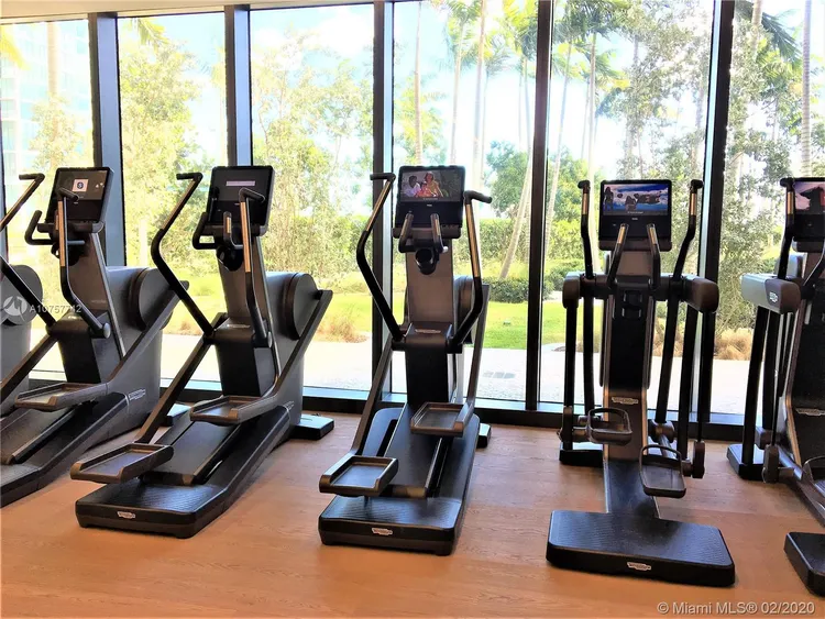 Paraiso Bay #607 image #42