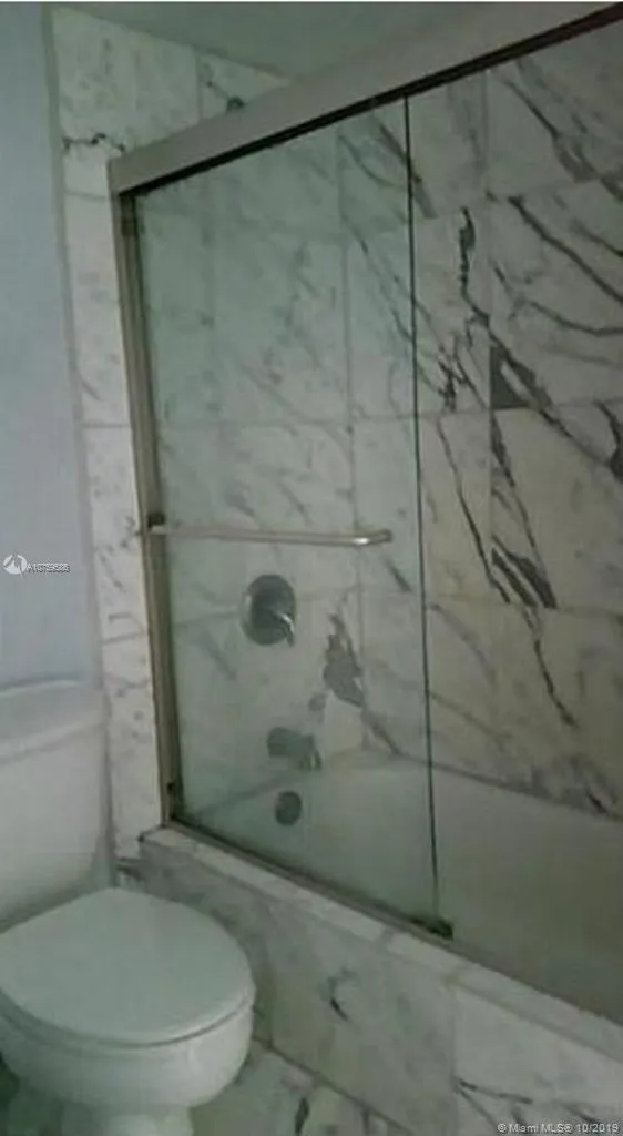 The Venetia #T15 image #17