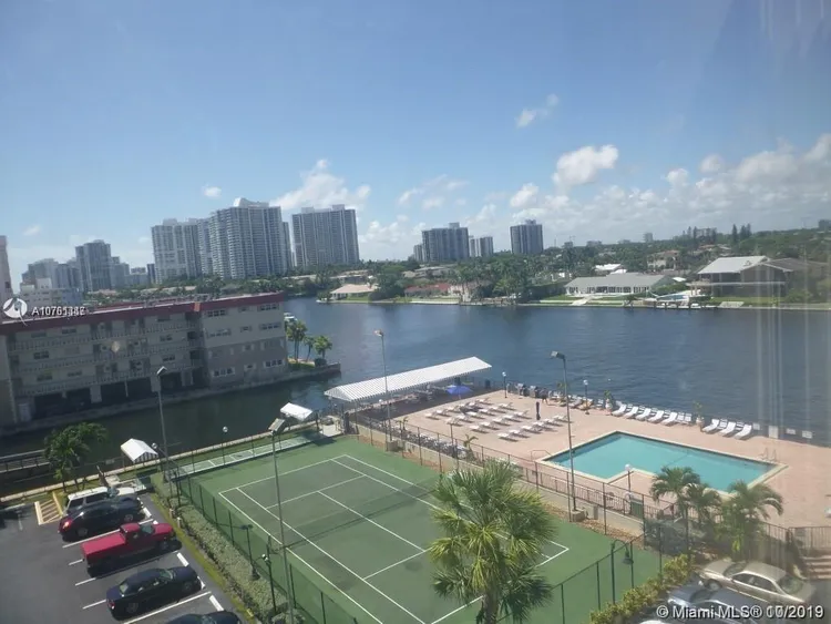 Avant Garde #401 image #20