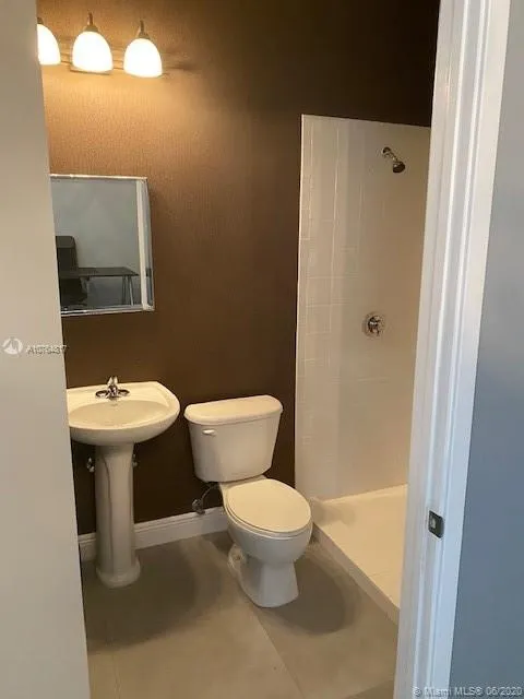 Edgewater Lofts #PH08 image #11