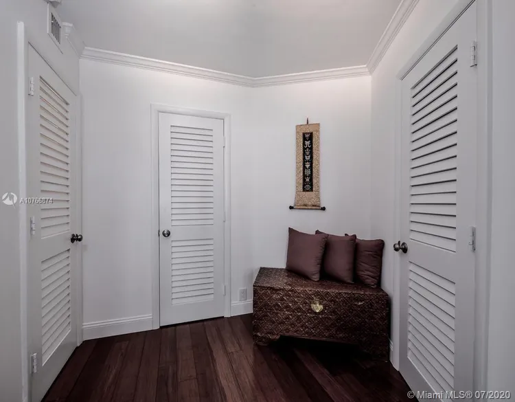 Towers of Key Biscayne #C406 image #6