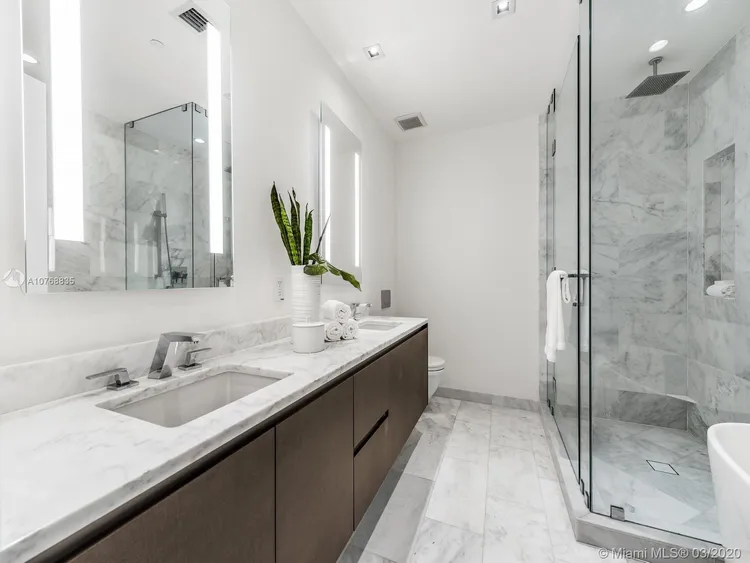 Echo Brickell #3901 image #12