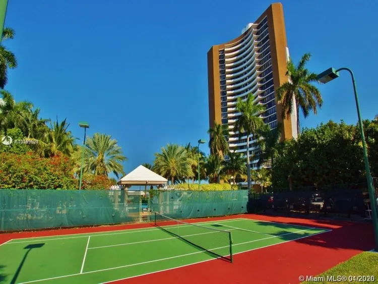 Palm Bay Towers #19W image #27