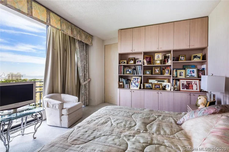 Palm Bay Towers #19W image #43