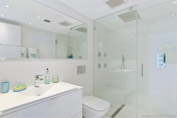 South Pointe Tower #1003 image #14