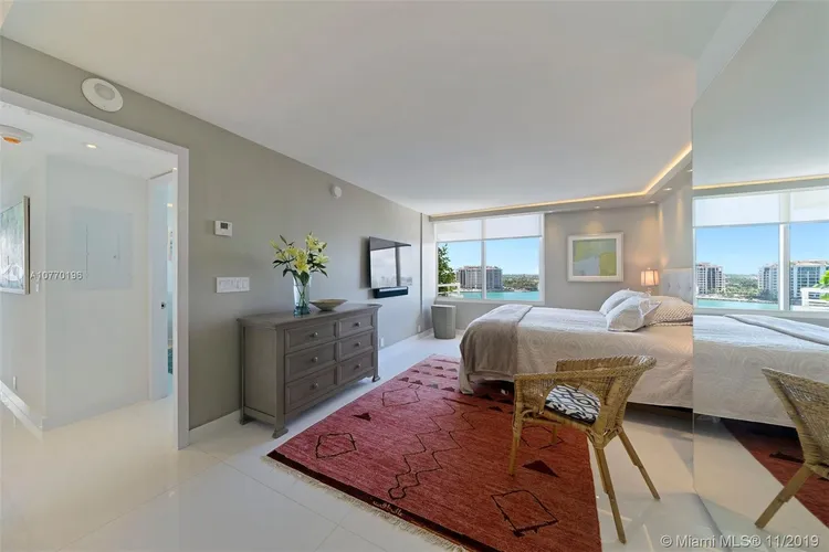 South Pointe Tower #1003 image #17