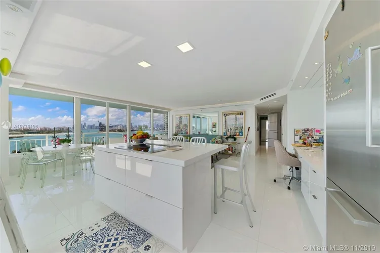 South Pointe Tower #1003 image #8