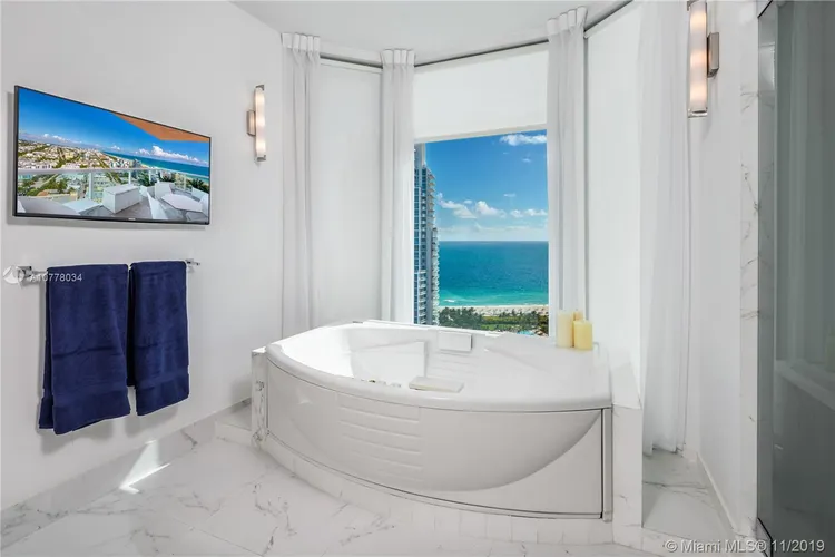 Portofino Tower #2605 image #12