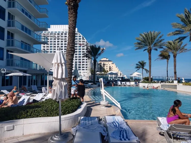 Hilton Q Club #1718 image #11