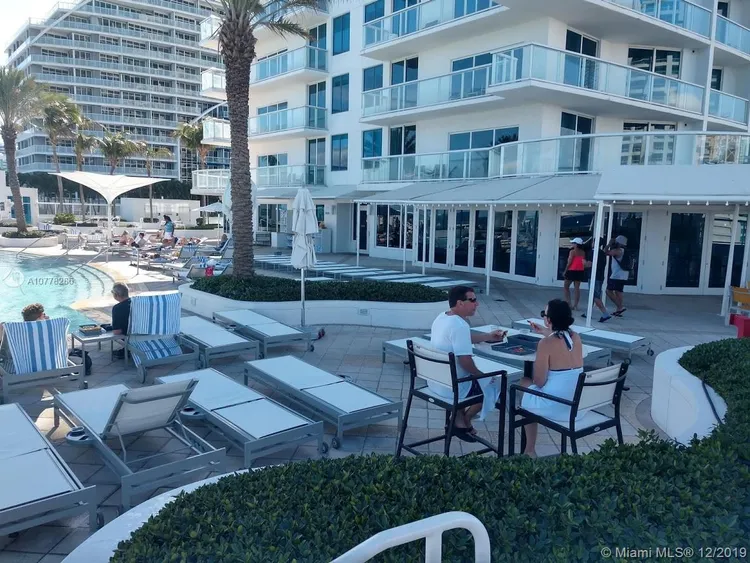 Hilton Q Club #1718 image #12