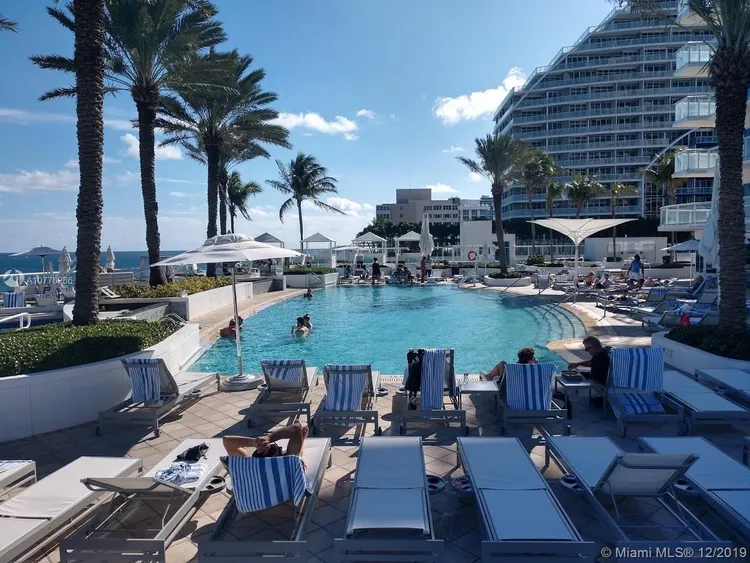 Hilton Q Club #1718 image #13