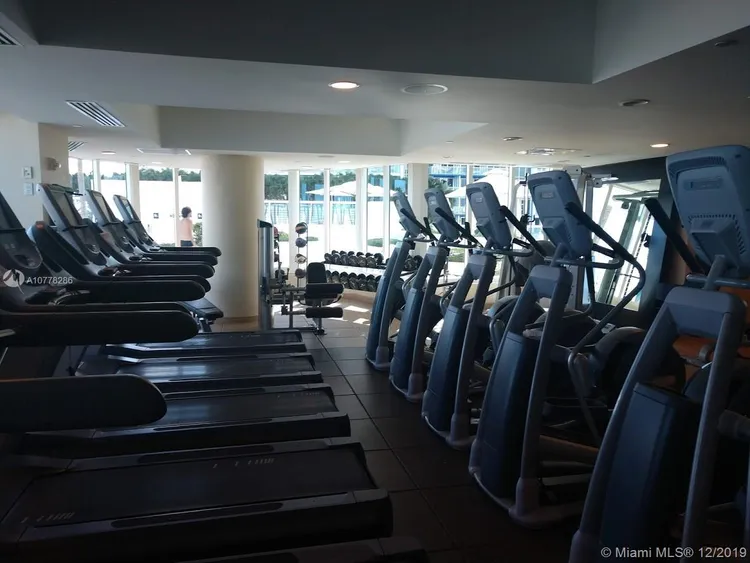 Hilton Q Club #1718 image #22