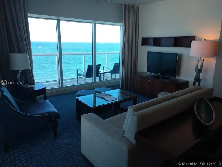 Hilton Q Club #1718 image #28