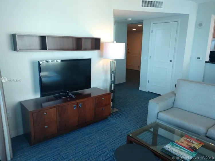 Hilton Q Club #1718 image #29