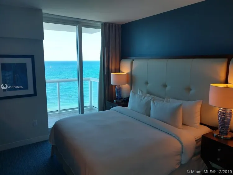 Hilton Q Club #1718 image #36