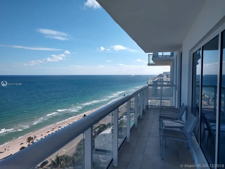 Hilton Q Club #1718 image #8