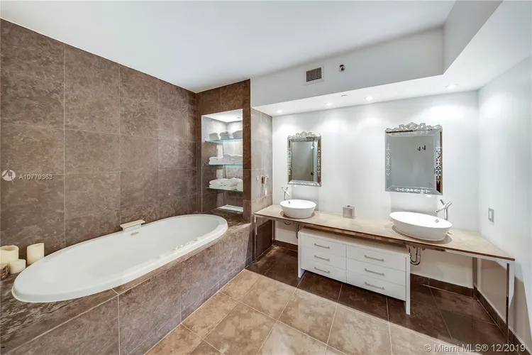 ICON South Beach #2604 image #9