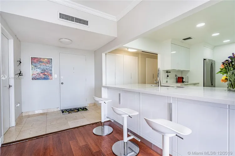 Blair House #7B image #10