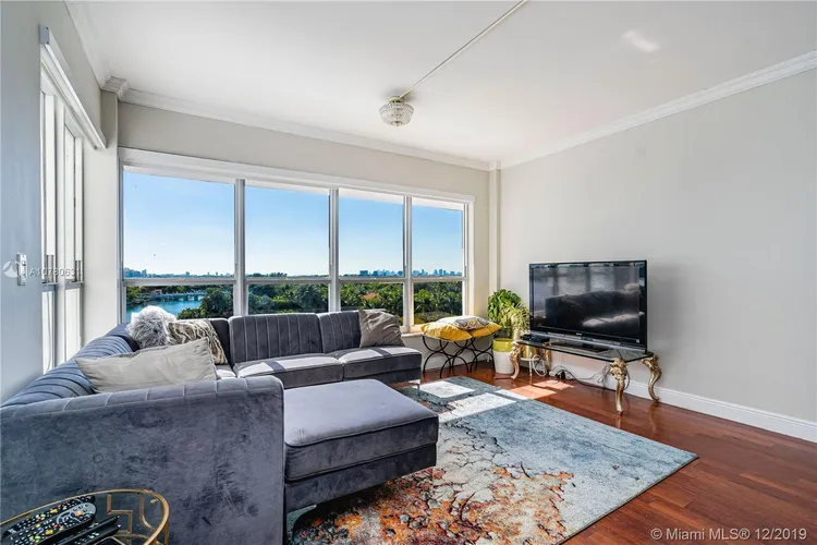 Blair House #7B image #13