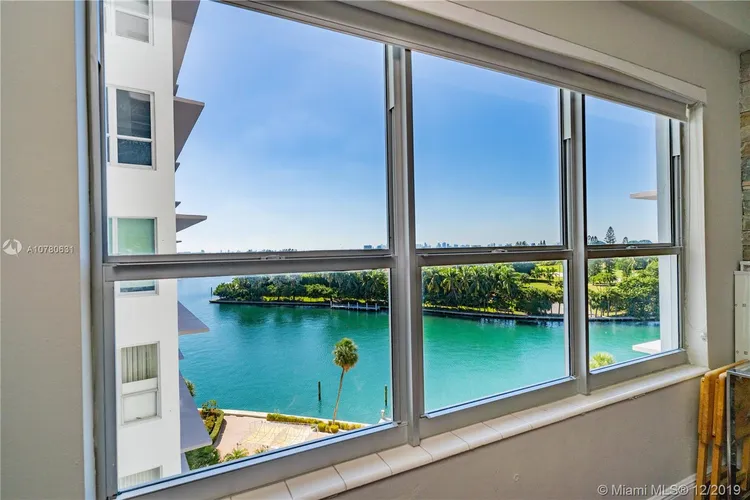 Blair House #7B image #23