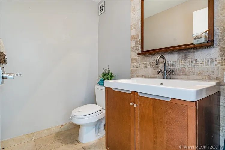 Blair House #7B image #27