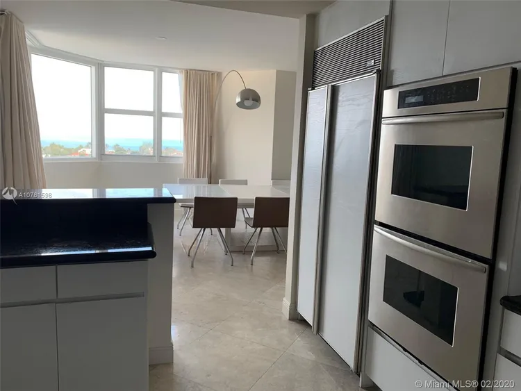 Hamptons South #1001 image #11