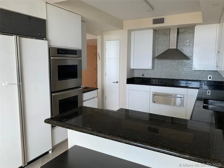 Hamptons South #1001 image #12