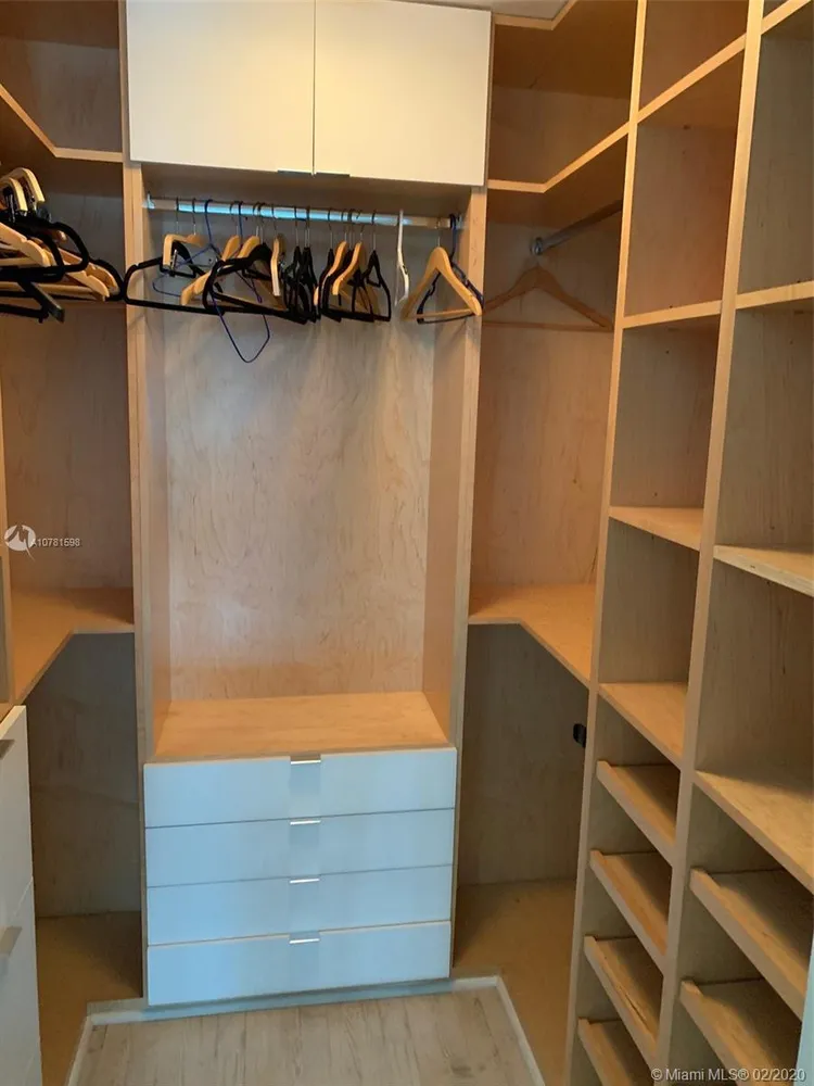 Hamptons South #1001 image #22