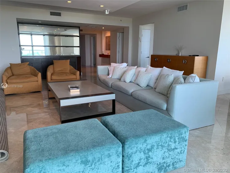 Hamptons South #1001 image #7