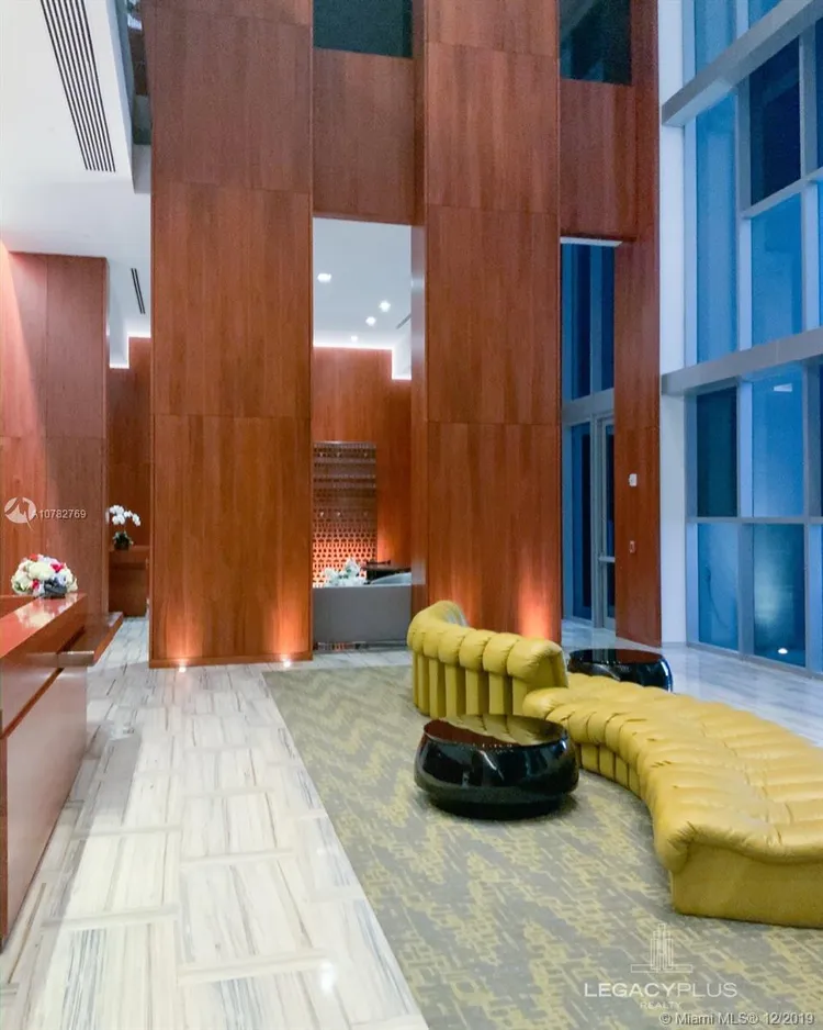 Brickell House #910 image #6