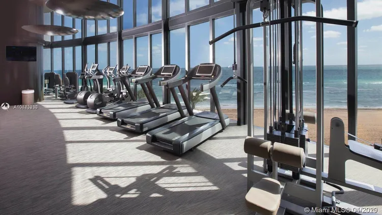 Porsche Design Tower #1603 image #13