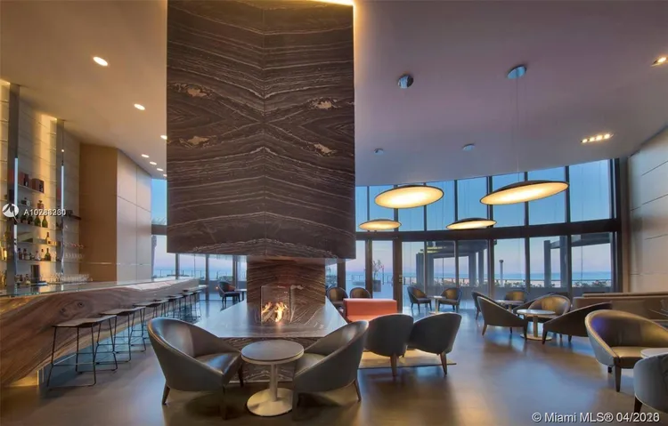 Porsche Design Tower #1603 image #27