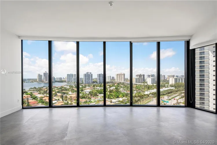 Porsche Design Tower #1603 image #28