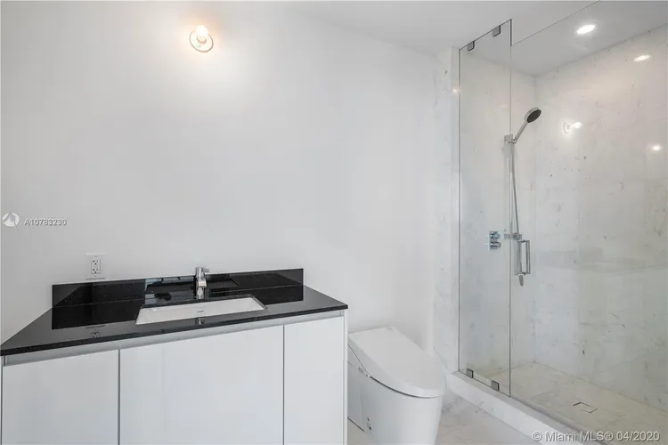 Porsche Design Tower #1603 image #31