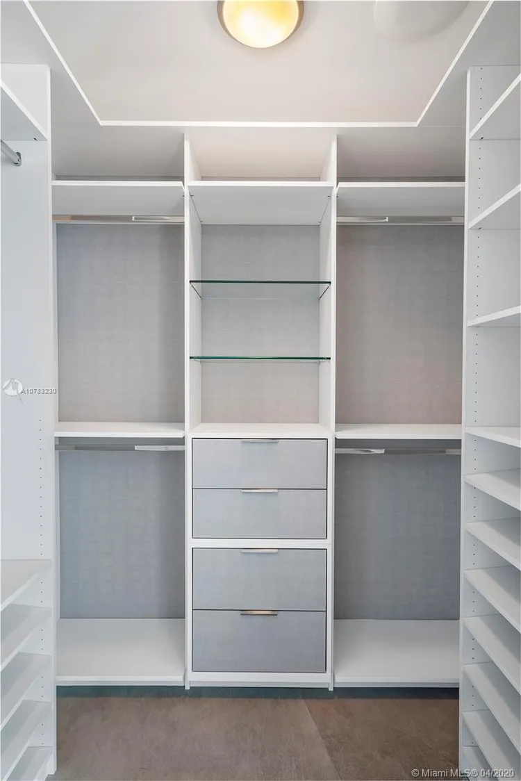 Porsche Design Tower #1603 image #32