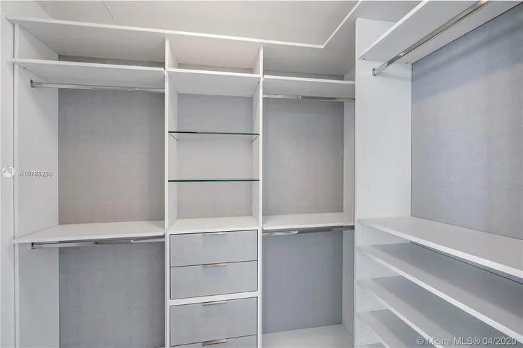 Porsche Design Tower #1603 image #36