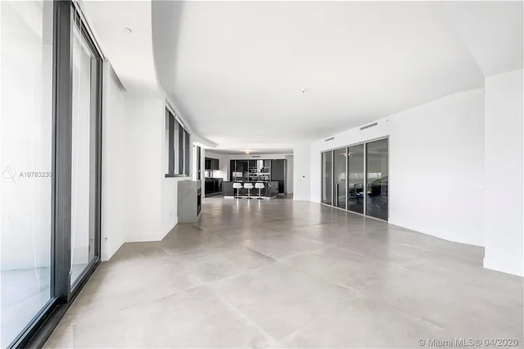 Porsche Design Tower #1603 image #44