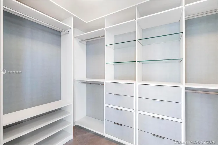 Porsche Design Tower #1603 image #52