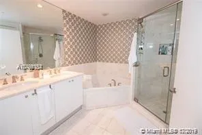 Carbonell #1807 image #10