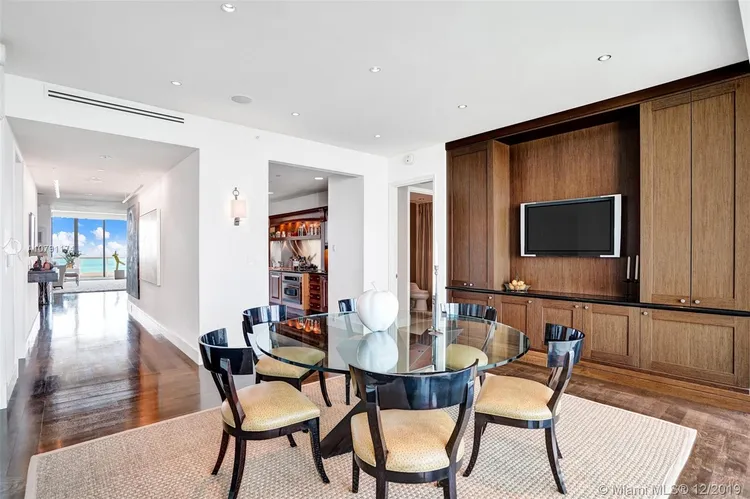 Porto Vita North Tower #2703 image #13