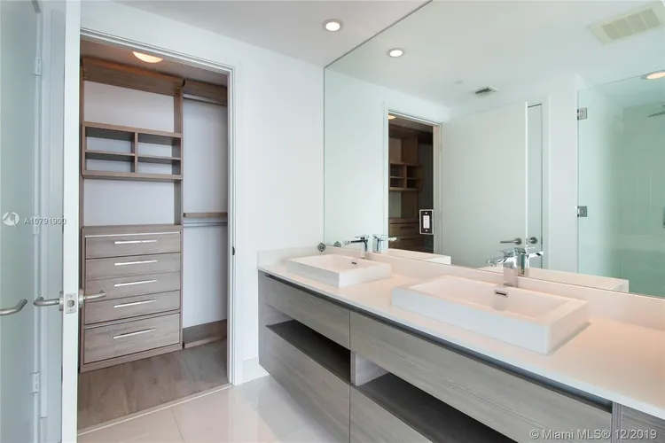 Icon Bay #2408 image #11