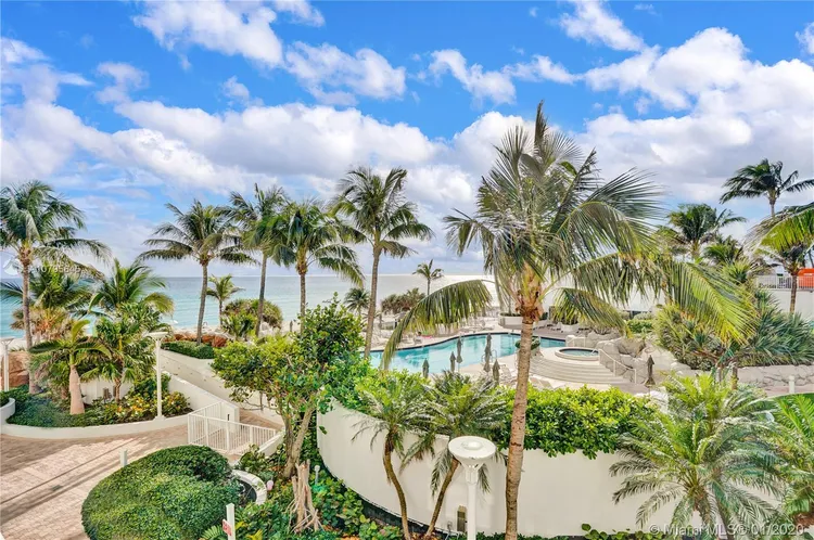 Trump Palace #504 image #32