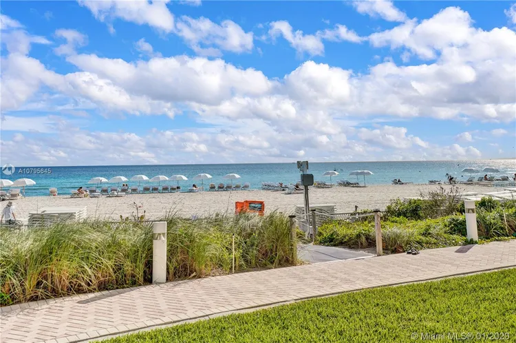 Trump Palace #504 image #36