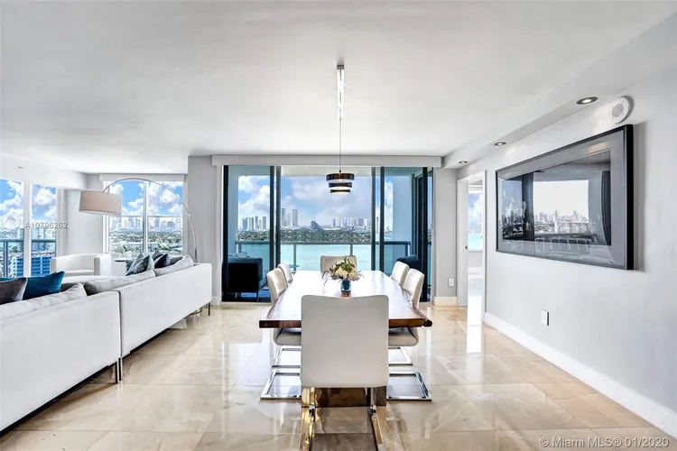 Sunset Harbour South #1812 image #9