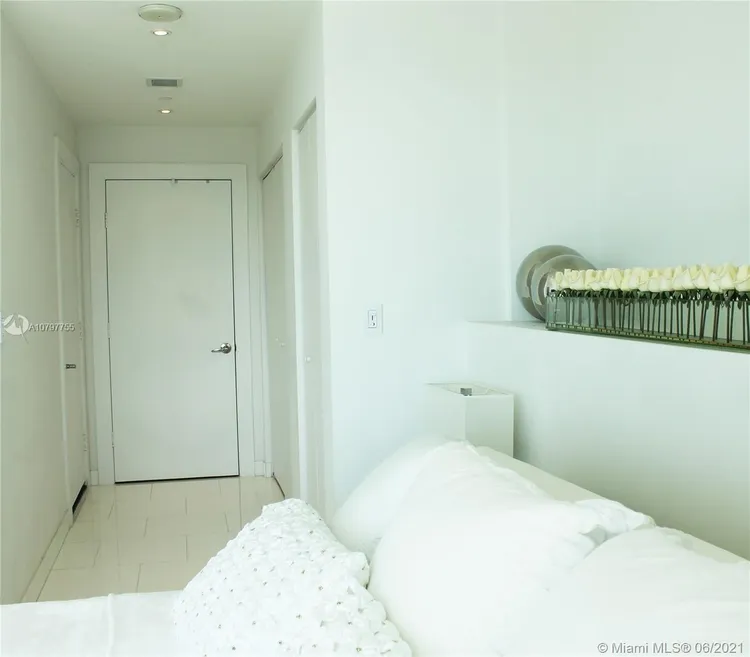900 Biscayne Bay #3207 image #12