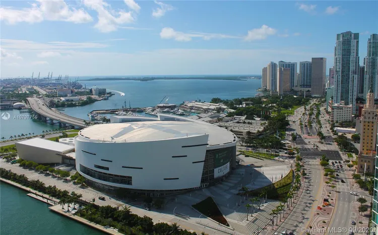 900 Biscayne Bay #3207 image #20