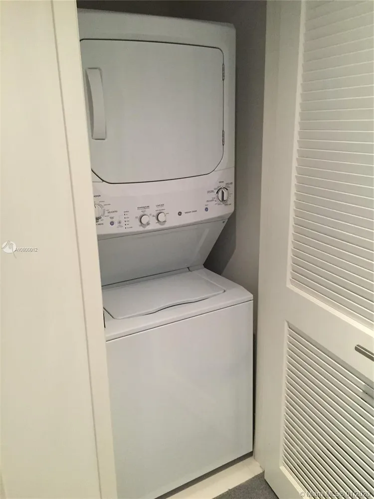 1100 Millecento #3105 image #13