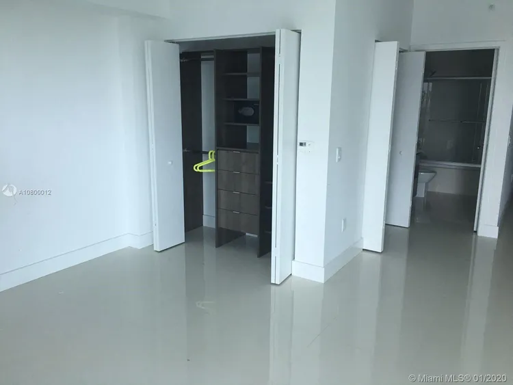 1100 Millecento #3105 image #9