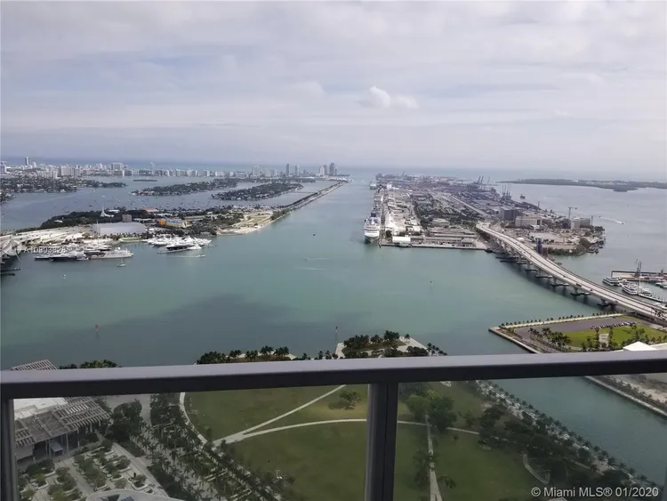 Marquis #5505 image #17